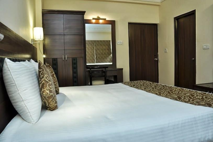 Hotel Empire Regency ジャイプール エクステリア 写真